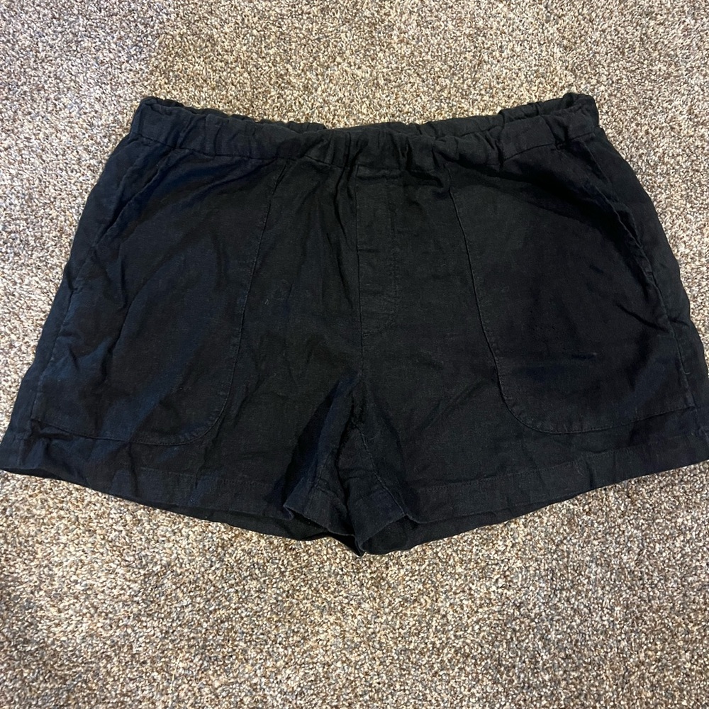 Banana Republic Black Women's Shorts